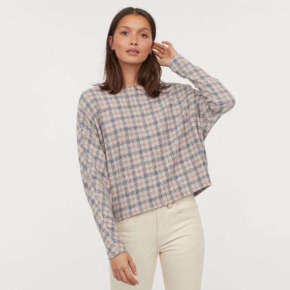H&M Tops - NWT H&M abstract print grey, pink, sand blend soft round neck top, L